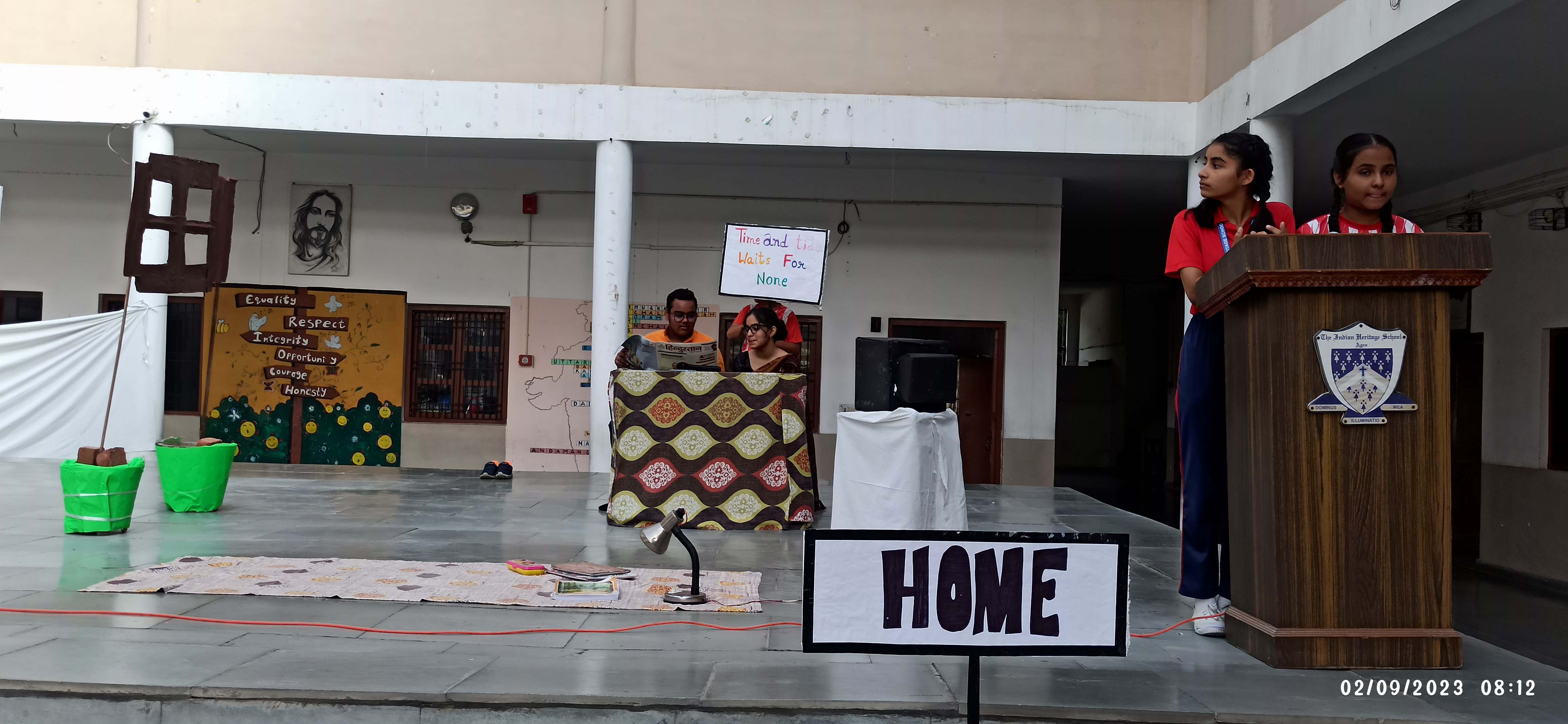 Red House (English Play)